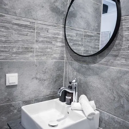 Charme Du Suquet - 12mn Du Palais&plage, Cosy, Neuf Cannes
