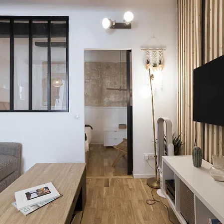Apartment Charme Du Suquet - 12mn Du Palais&plage, Cosy, Neuf *